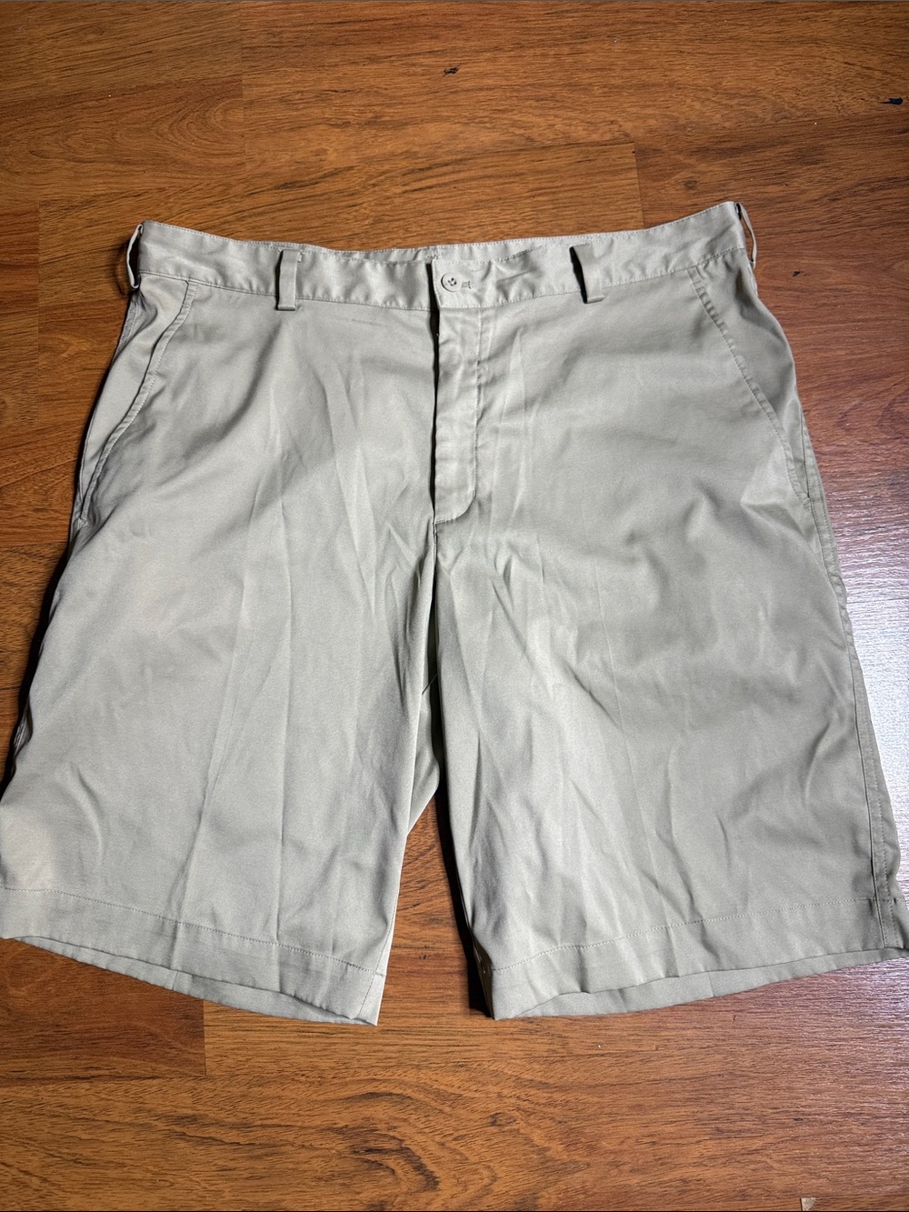 Nike Men’s Flat Front Shorts in Light Khaki